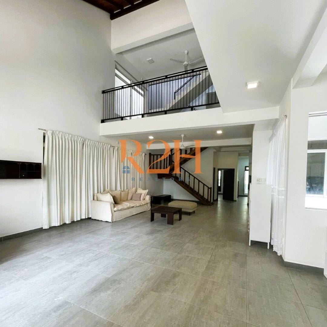 4 Bedroom House for Rent in Colombo 5