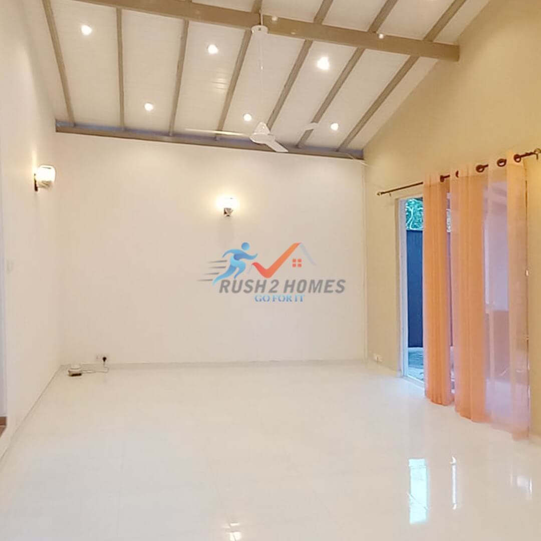 House for Sale in Athurugiriya