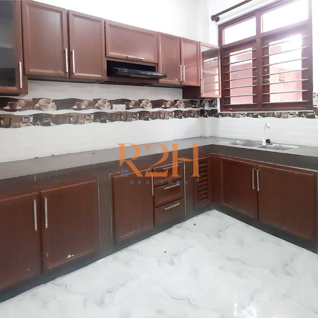 3 Storey House for Rent in Dehiwala