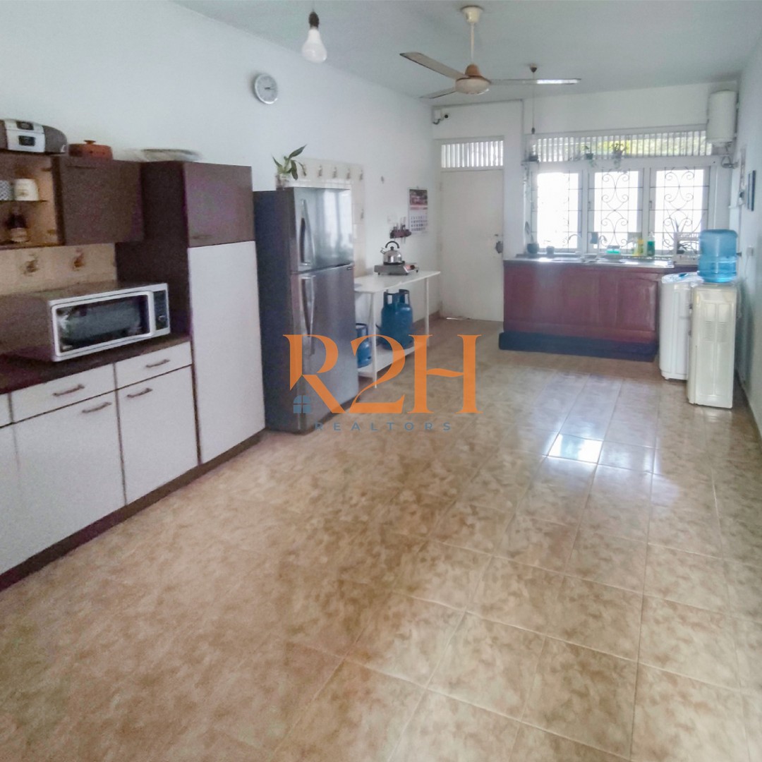 House for Sale – Bauddhaloka Mawatha, Colombo 7